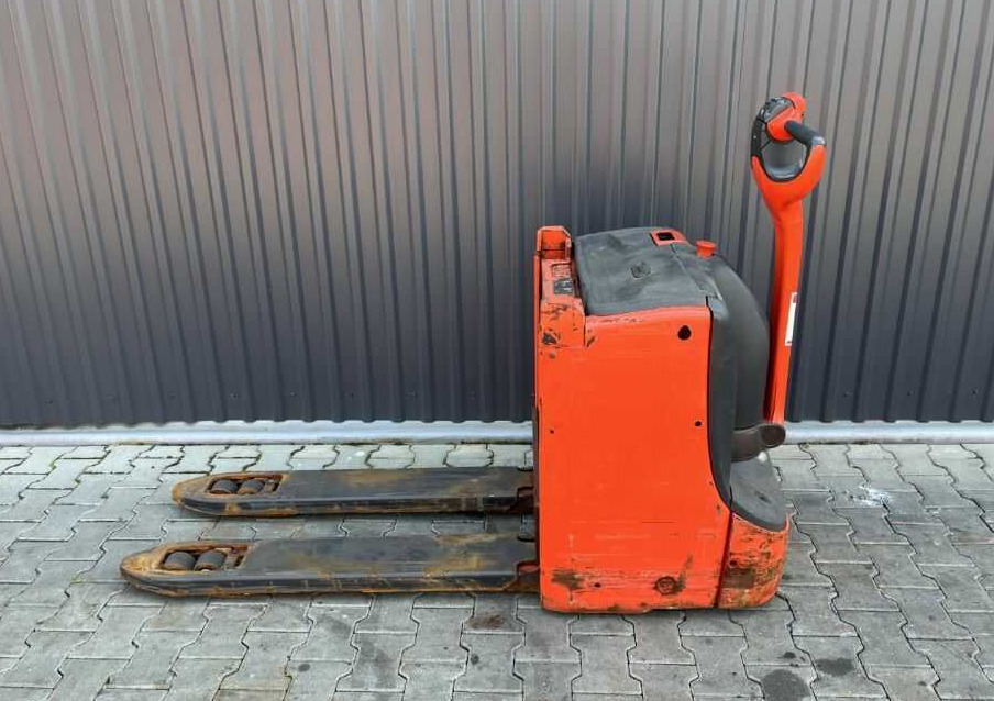 Linde T16L - Pirun paletash: foto 2 Linde T16L - Pirun paletash: foto 2
