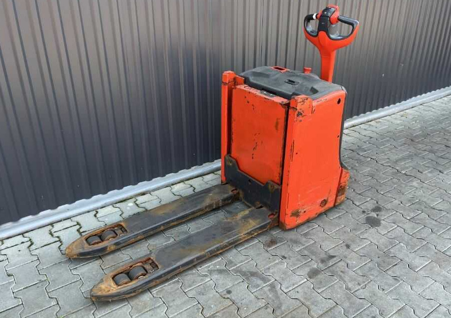 Linde T16L - Pirun paletash: foto 1 Linde T16L - Pirun paletash: foto 1