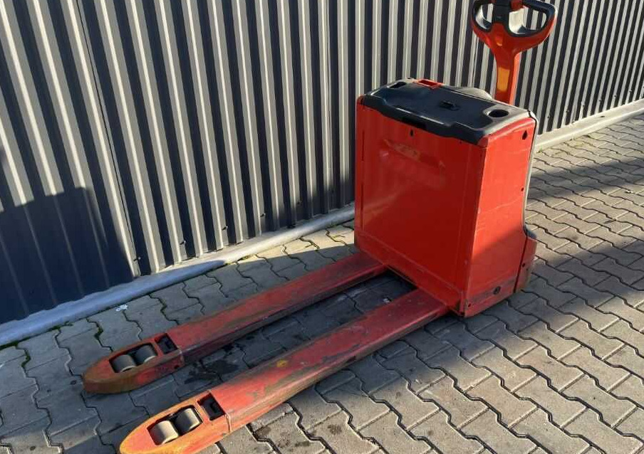 Linde T18 - Pirun paletash: foto 1 Linde T18 - Pirun paletash: foto 1