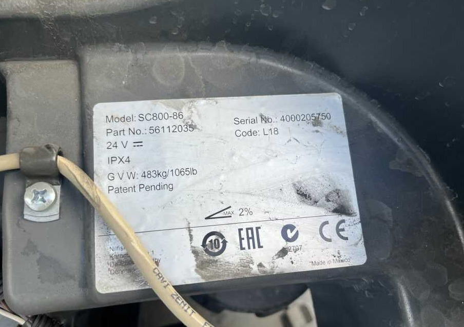 Nilfisk SC600 - Makineri larëse-tharëse dyshemeje: foto 5 Nilfisk SC600 - Makineri larëse-tharëse dyshemeje: foto 5