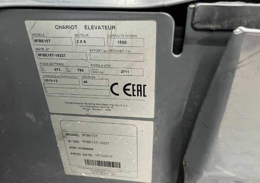 Toyota 8FBE15T - Pirun elektrik: foto 4 Toyota 8FBE15T - Pirun elektrik: foto 4