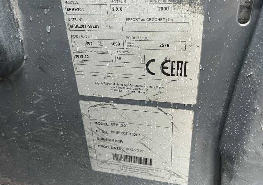 Toyota 8FBE20T - Pirun elektrik: foto 4 Toyota 8FBE20T - Pirun elektrik: foto 4