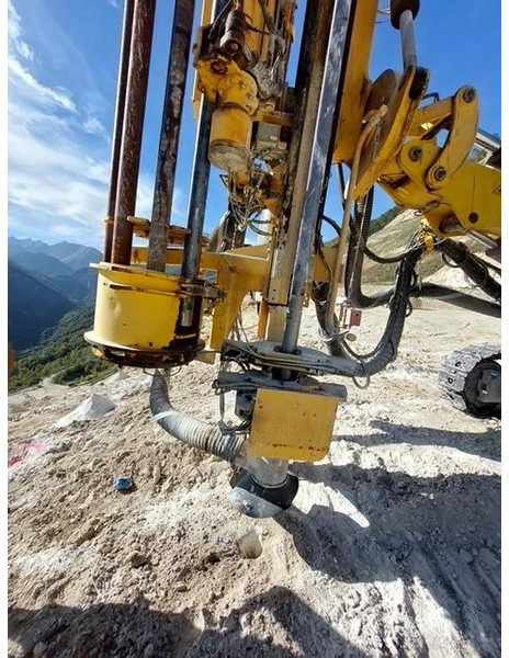Atlas-Copco Roc F6 - Sondë shpimi: foto 2 Atlas-Copco Roc F6 - Sondë shpimi: foto 2