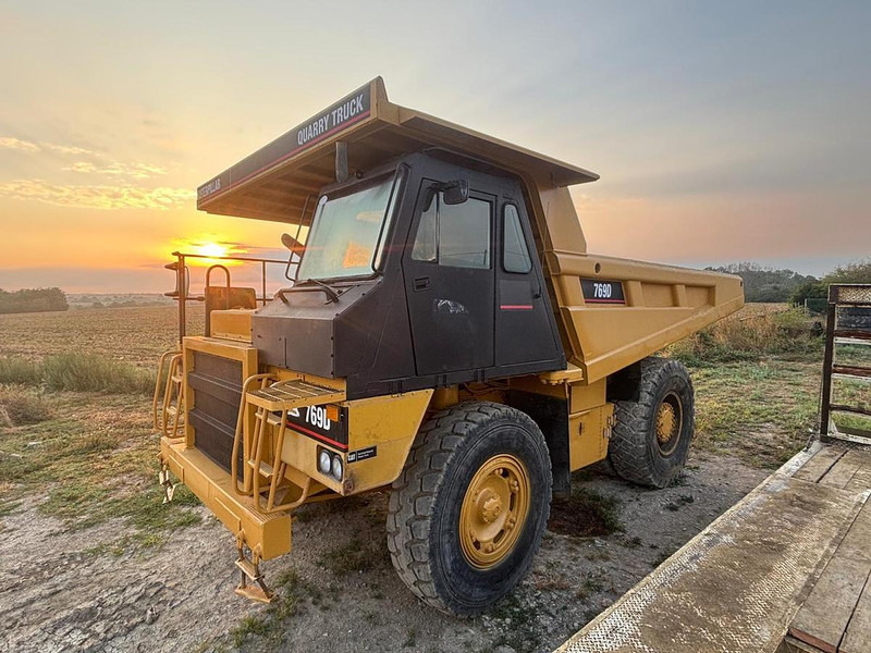 Caterpillar 769D - Shkarkues: foto 1 Caterpillar 769D - Shkarkues: foto 1