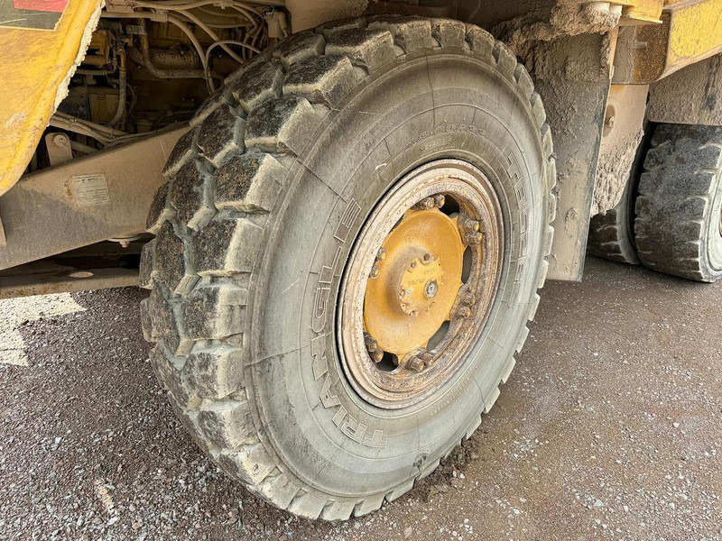 Shkarkues i palëvizshëm Caterpillar 771D: foto 19