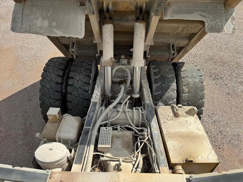 Shkarkues i palëvizshëm Caterpillar 771D: foto 15