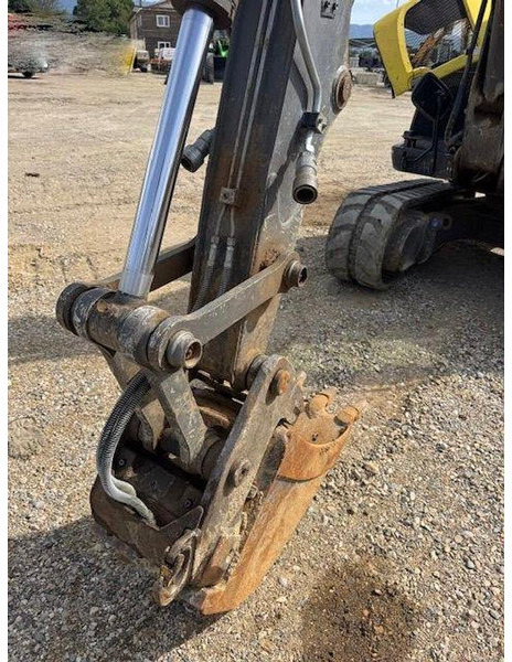 Mecalac 6MCR - Ekskavator me zinxhirë: foto 4 Mecalac 6MCR - Ekskavator me zinxhirë: foto 4