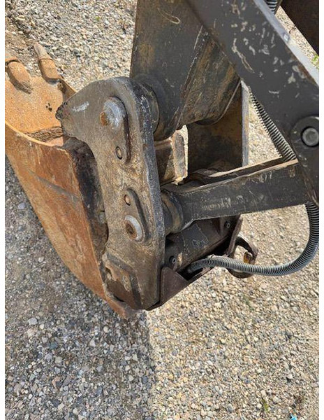 Mecalac 6MCR - Ekskavator me zinxhirë: foto 5 Mecalac 6MCR - Ekskavator me zinxhirë: foto 5