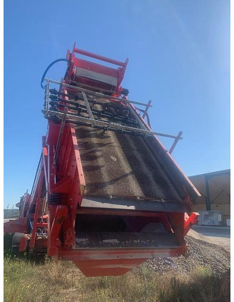 Terex FINLAY 390 - Makinë sitëse: foto 3 Terex FINLAY 390 - Makinë sitëse: foto 3