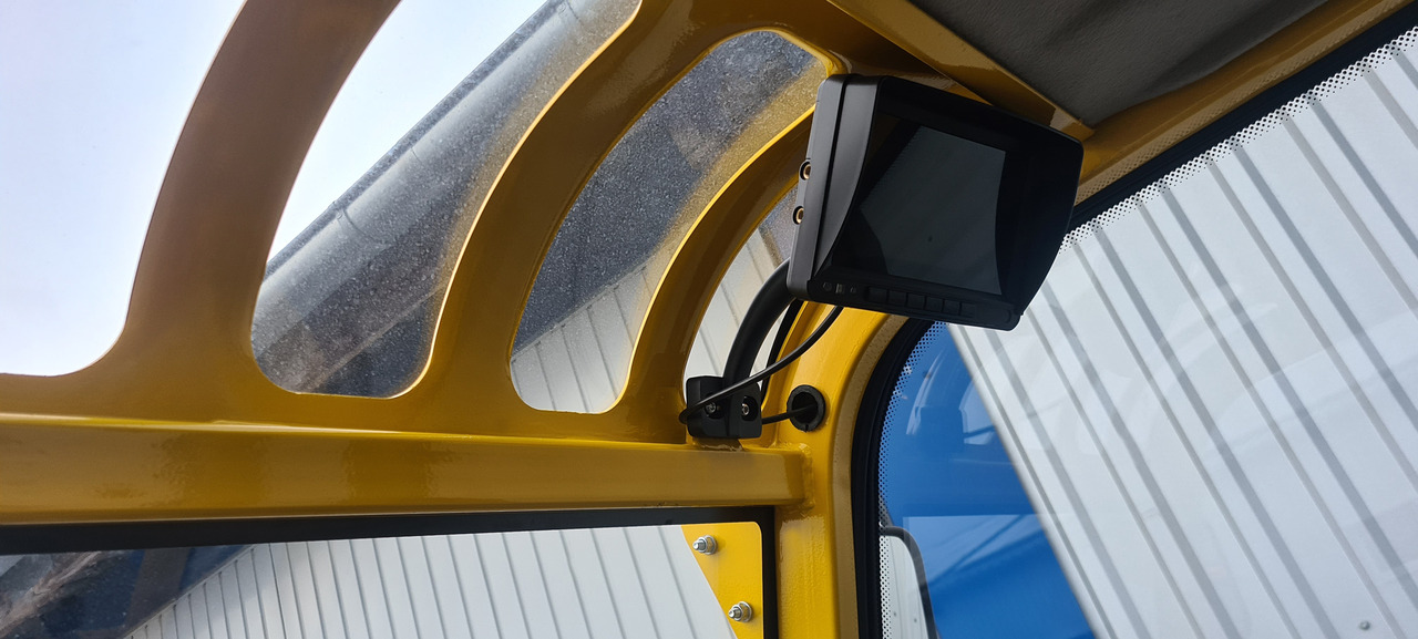 Ngarkues i artikuluar i ri Eurotrac W11 Radlader Hoflader: foto 7 Ngarkues i artikuluar i ri Eurotrac W11 Radlader Hoflader: foto 7