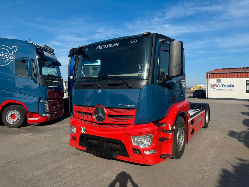 Mercedes-Benz ACTROS 1843 * AUTOTRANSPORTER * LEDER * ACC * - Gjysmë-kamion: foto 2 Mercedes-Benz ACTROS 1843 * AUTOTRANSPORTER * LEDER * ACC * - Gjysmë-kamion: foto 2