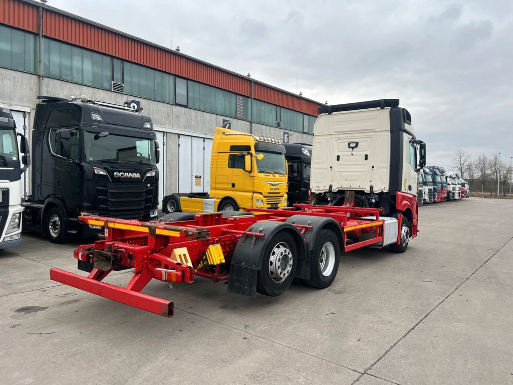 Mercedes-Benz ACTROS 2542 * RETARDER * KLIMA * LIFTACHSE * - Transportjer kontejnerësh/ Kamion me karroceri të çmontueshme: foto 4 Mercedes-Benz ACTROS 2542 * RETARDER * KLIMA * LIFTACHSE * - Transportjer kontejnerësh/ Kamion me karroceri të çmontueshme: foto 4