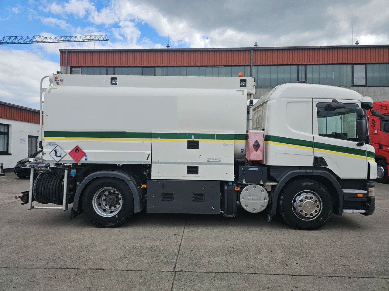 Scania P 360 * OBER/-UNTER * 3 KAMMER * BENZIN * - Autobot: foto 4 Scania P 360 * OBER/-UNTER * 3 KAMMER * BENZIN * - Autobot: foto 4