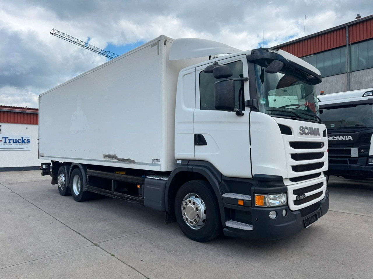 Scania P 380 * KOFFER * LBW 3 TON * LENK / LIFTACHSE * - Kamion vagonetë: foto 2 Scania P 380 * KOFFER * LBW 3 TON * LENK / LIFTACHSE * - Kamion vagonetë: foto 2