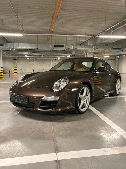 Porsche 997 Porsche 997 - Coupe: foto 1 Porsche 997 Porsche 997 - Coupe: foto 1