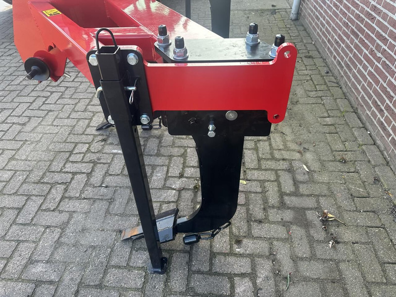 AGM 3 tand - Plug për punime të thella: foto 4 AGM 3 tand - Plug për punime të thella: foto 4