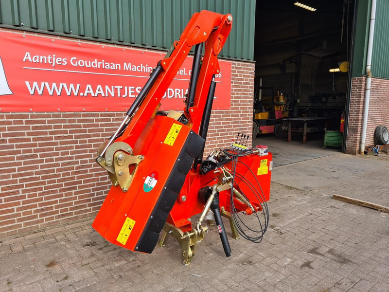 Boxer AM110-42 - Korrëse bari i kopshtit: foto 2 Boxer AM110-42 - Korrëse bari i kopshtit: foto 2