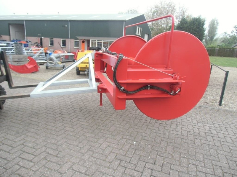 Onbekend  - Spërkatës i montuar në traktor: foto 1 Onbekend  - Spërkatës i montuar në traktor: foto 1