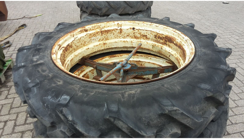 Pirelli  - Goma dhe bandazhe: foto 3 Pirelli  - Goma dhe bandazhe: foto 3