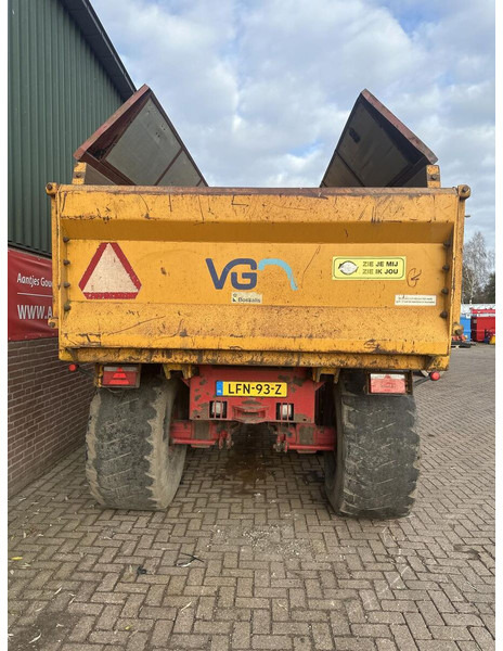 ZK 22 - Rimorkio vetëshkarkuese: foto 4 ZK 22 - Rimorkio vetëshkarkuese: foto 4