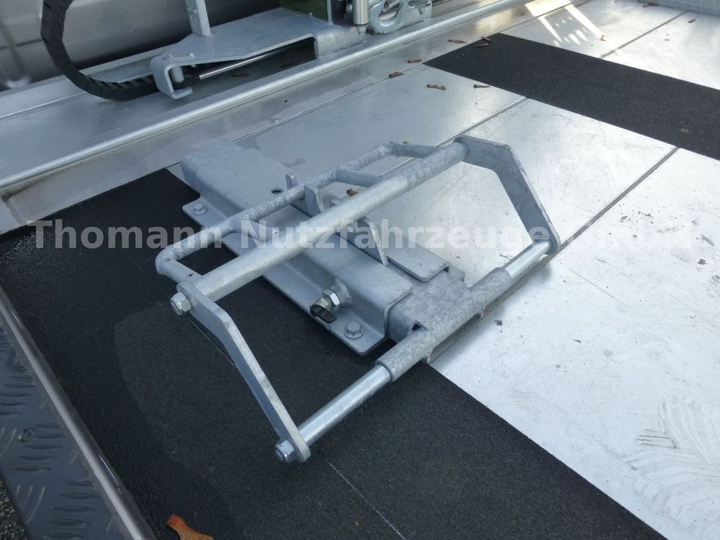 Karrotrec, Kamioncine i ri Iveco DAILY 70C18 DoKa Schiebeplateau Luftfed Navi: foto 13