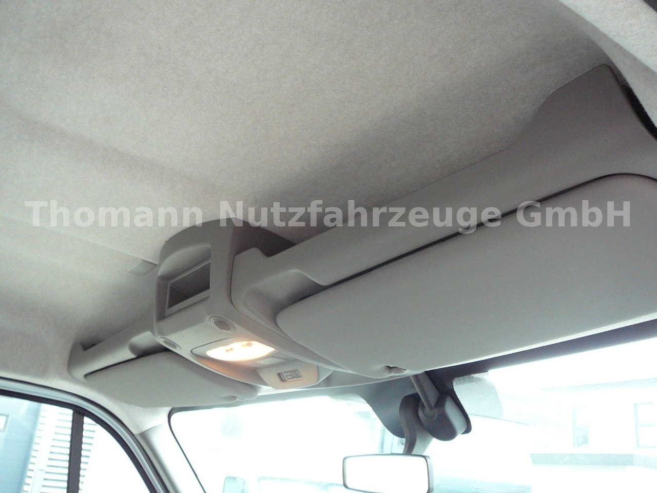 Kamioncine me kontinier Renault Master Koffer Extra Tief: foto 24