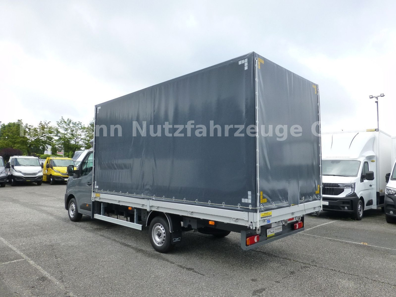 Renault NEW Master Pritsche Plane Premium 2025 - Kamioncine me tendë: foto 5 Renault NEW Master Pritsche Plane Premium 2025 - Kamioncine me tendë: foto 5