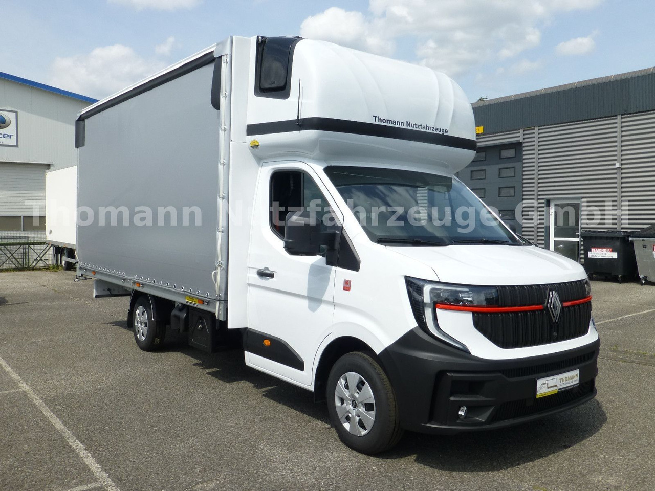 Renault NEW Master Pritsche Plane Schlafkabine - Kamioncine me tendë: foto 3 Renault NEW Master Pritsche Plane Schlafkabine - Kamioncine me tendë: foto 3