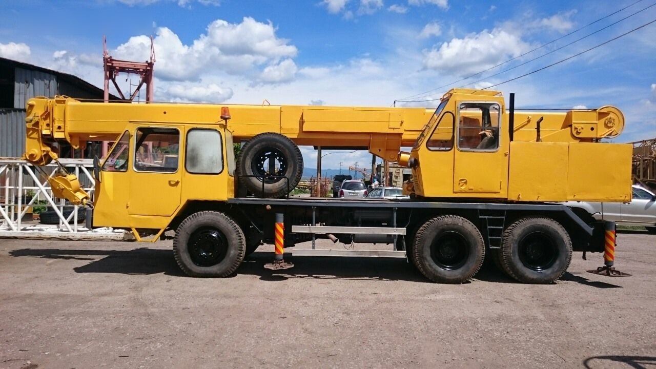 Liebherr LTM 1020 - Autovinç: foto 2 Liebherr LTM 1020 - Autovinç: foto 2