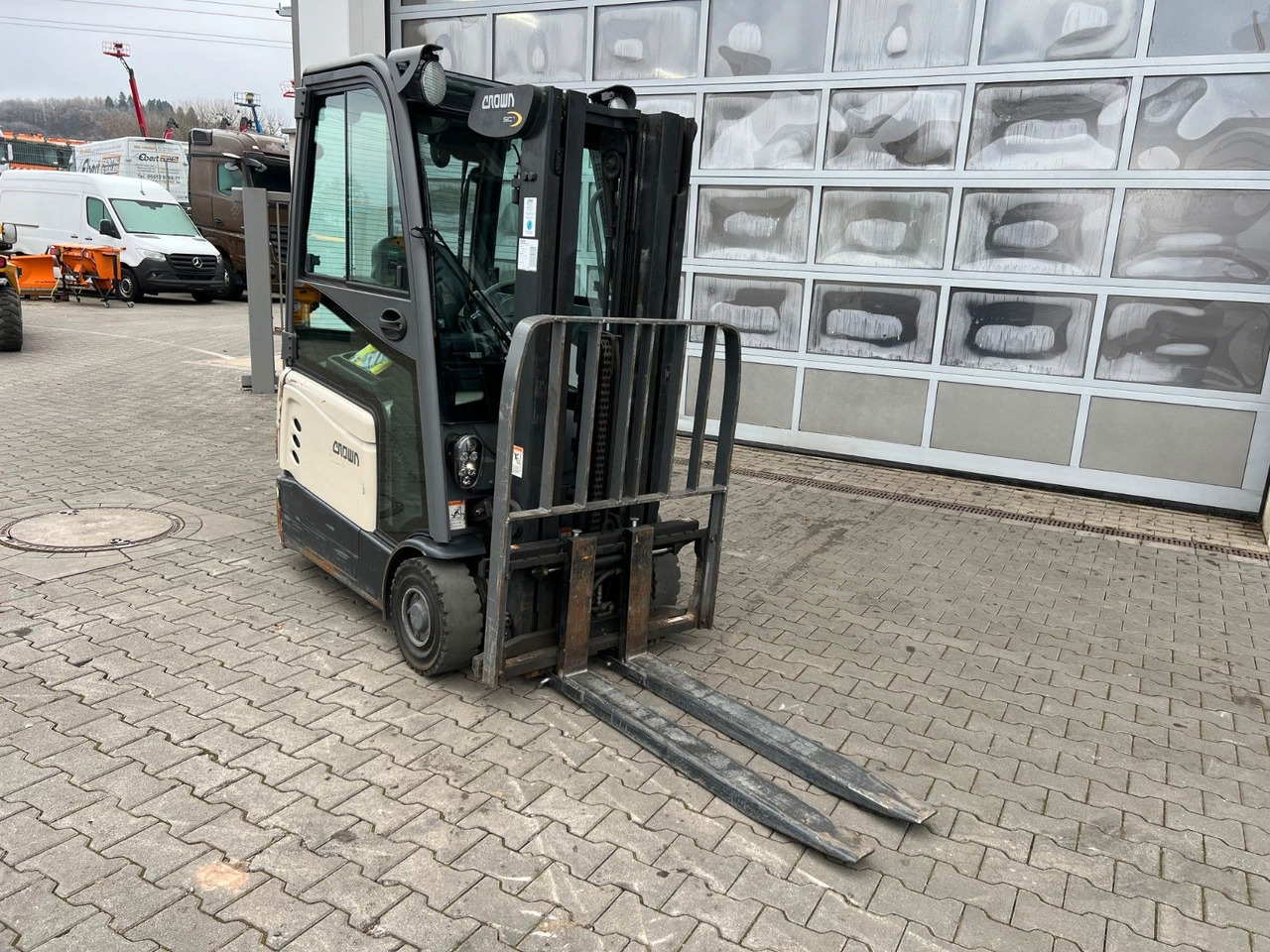 Pirun elektrik Crown SCT6020-1.3 /Triplex: 4.30m / SS / 2.090h!: foto 13 Pirun elektrik Crown SCT6020-1.3 /Triplex: 4.30m / SS / 2.090h!: foto 13