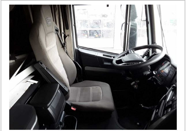 Iveco AS440S40T/P NG LNG Erdgas Intarder Iveco AS440S40T/P NG LNG Erdgas Intarder - Gjysmë-kamion: foto 5 Iveco AS440S40T/P NG LNG Erdgas Intarder Iveco AS440S40T/P NG LNG Erdgas Intarder - Gjysmë-kamion: foto 5