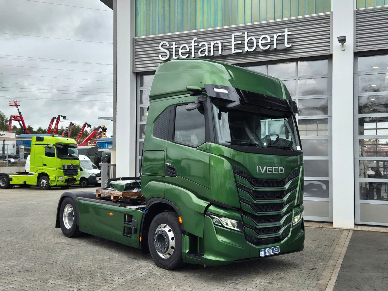 Iveco S-Way AS440S58T/FP 4x2 *MirrorCam*Retarder* - Gjysmë-kamion: foto 3 Iveco S-Way AS440S58T/FP 4x2 *MirrorCam*Retarder* - Gjysmë-kamion: foto 3
