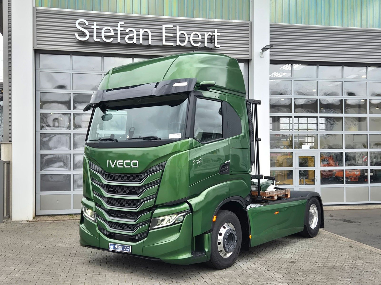 Iveco S-Way AS440S58T/FP 4x2 *MirrorCam*Retarder* - Gjysmë-kamion: foto 1 Iveco S-Way AS440S58T/FP 4x2 *MirrorCam*Retarder* - Gjysmë-kamion: foto 1