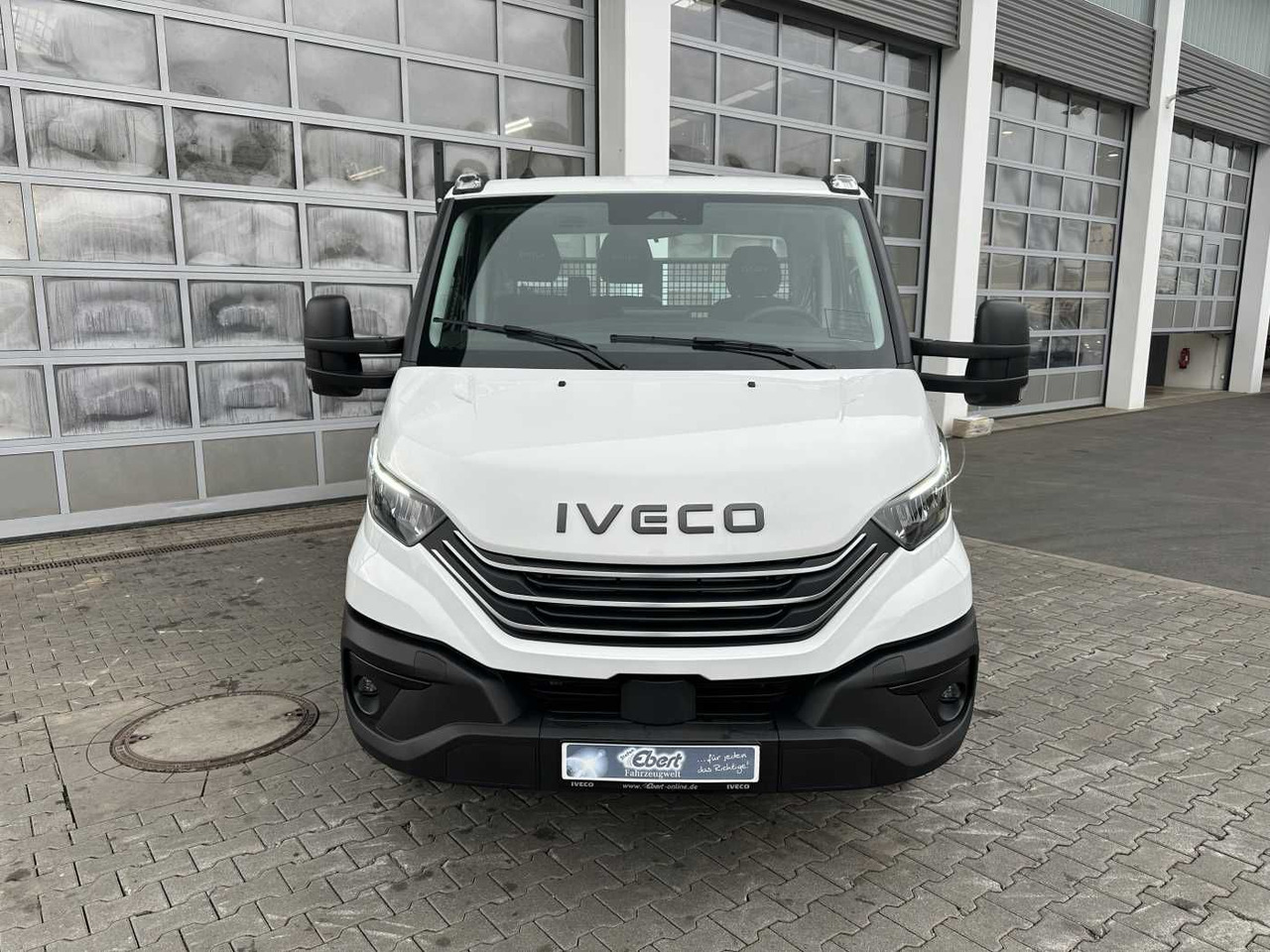 Iveco 70C18H 3-S.-Kipper Meiller *R3.450mm*2xAHK* - Kamioncine vetëshkarkuese: foto 2 Iveco 70C18H 3-S.-Kipper Meiller *R3.450mm*2xAHK* - Kamioncine vetëshkarkuese: foto 2