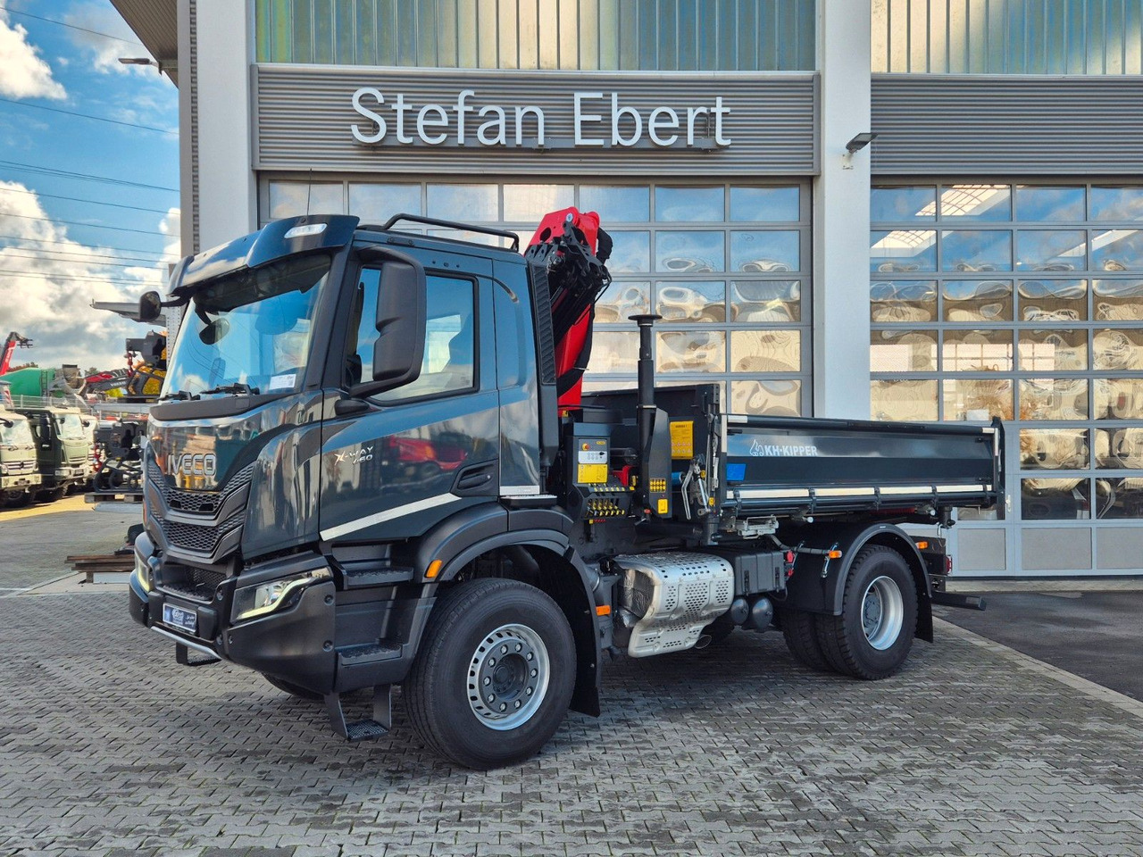 Iveco AD200X46/P HR OFF Palfinger PK 12.501 Funk AHK - Kamion vetëshkarkues, Kamion me vinç: foto 4 Iveco AD200X46/P HR OFF Palfinger PK 12.501 Funk AHK - Kamion vetëshkarkues, Kamion me vinç: foto 4
