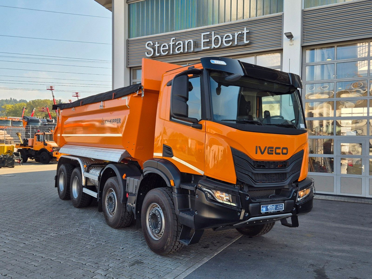 Iveco AD360X54Z HR OFF 8x4 Intarder AHK - Kamion vetëshkarkues: foto 3 Iveco AD360X54Z HR OFF 8x4 Intarder AHK - Kamion vetëshkarkues: foto 3