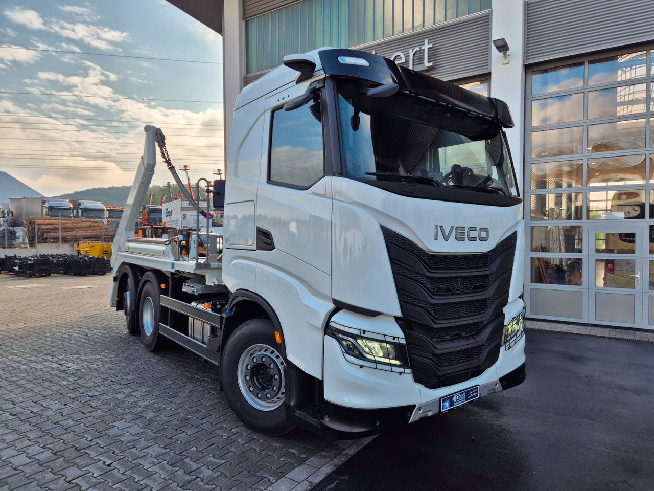 Iveco AS280X58Y/ PS ON Meiller AK 16. T Funk AHK Cam - Kamion vetëshkarkues: foto 3 Iveco AS280X58Y/ PS ON Meiller AK 16. T Funk AHK Cam - Kamion vetëshkarkues: foto 3