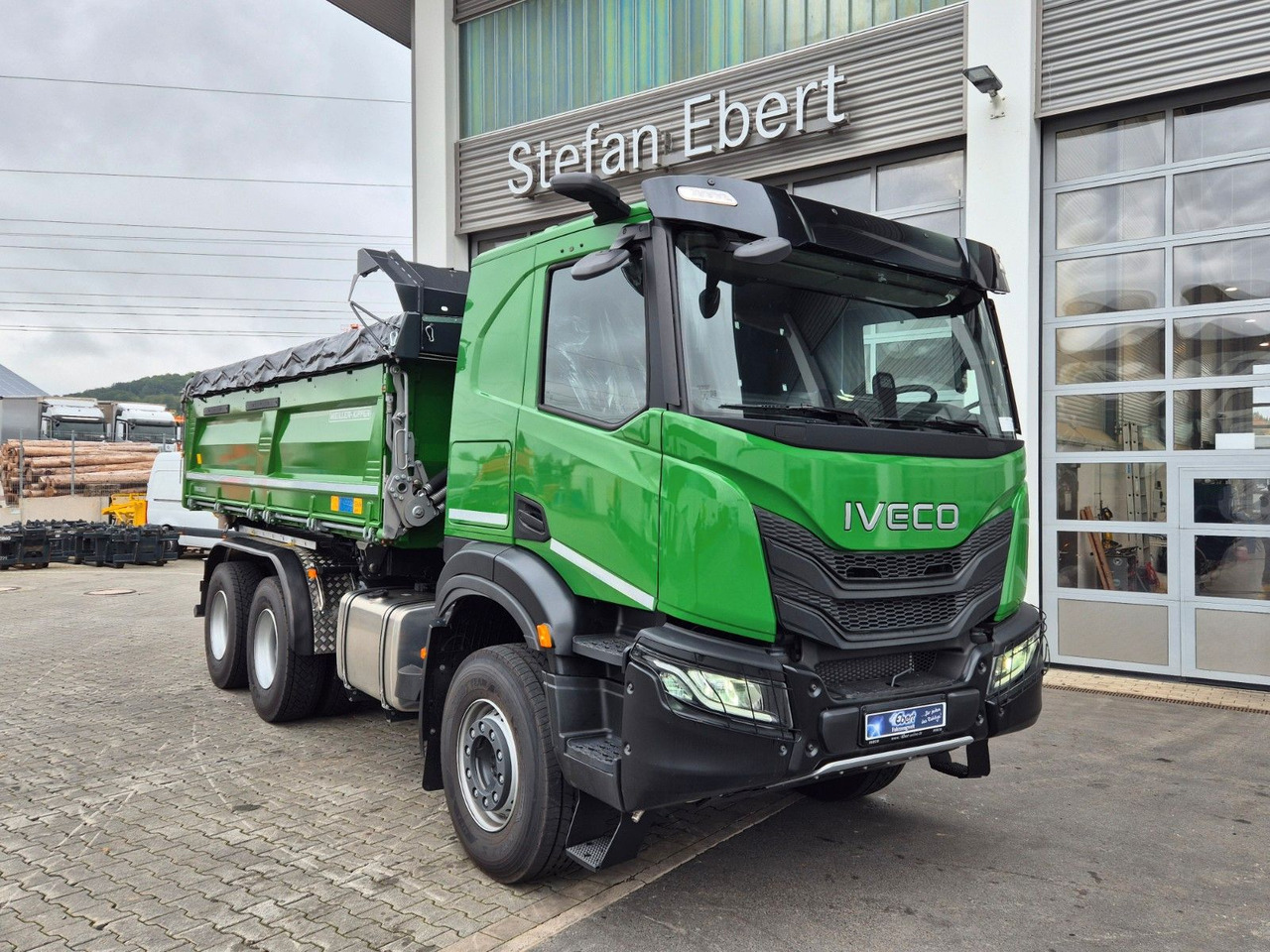 Iveco AT300X54Z HR OFF Bordmatik AHK Intarder - Kamion vetëshkarkues: foto 2 Iveco AT300X54Z HR OFF Bordmatik AHK Intarder - Kamion vetëshkarkues: foto 2