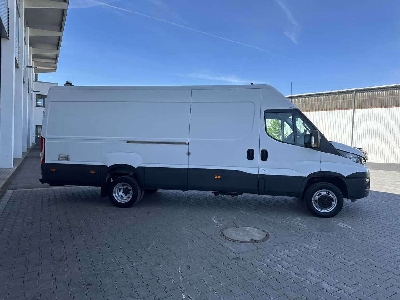 Iveco Daily 50C16 R4.100mm *AHK*Automatik*Ladekran* - Furgon: foto 4 Iveco Daily 50C16 R4.100mm *AHK*Automatik*Ladekran* - Furgon: foto 4