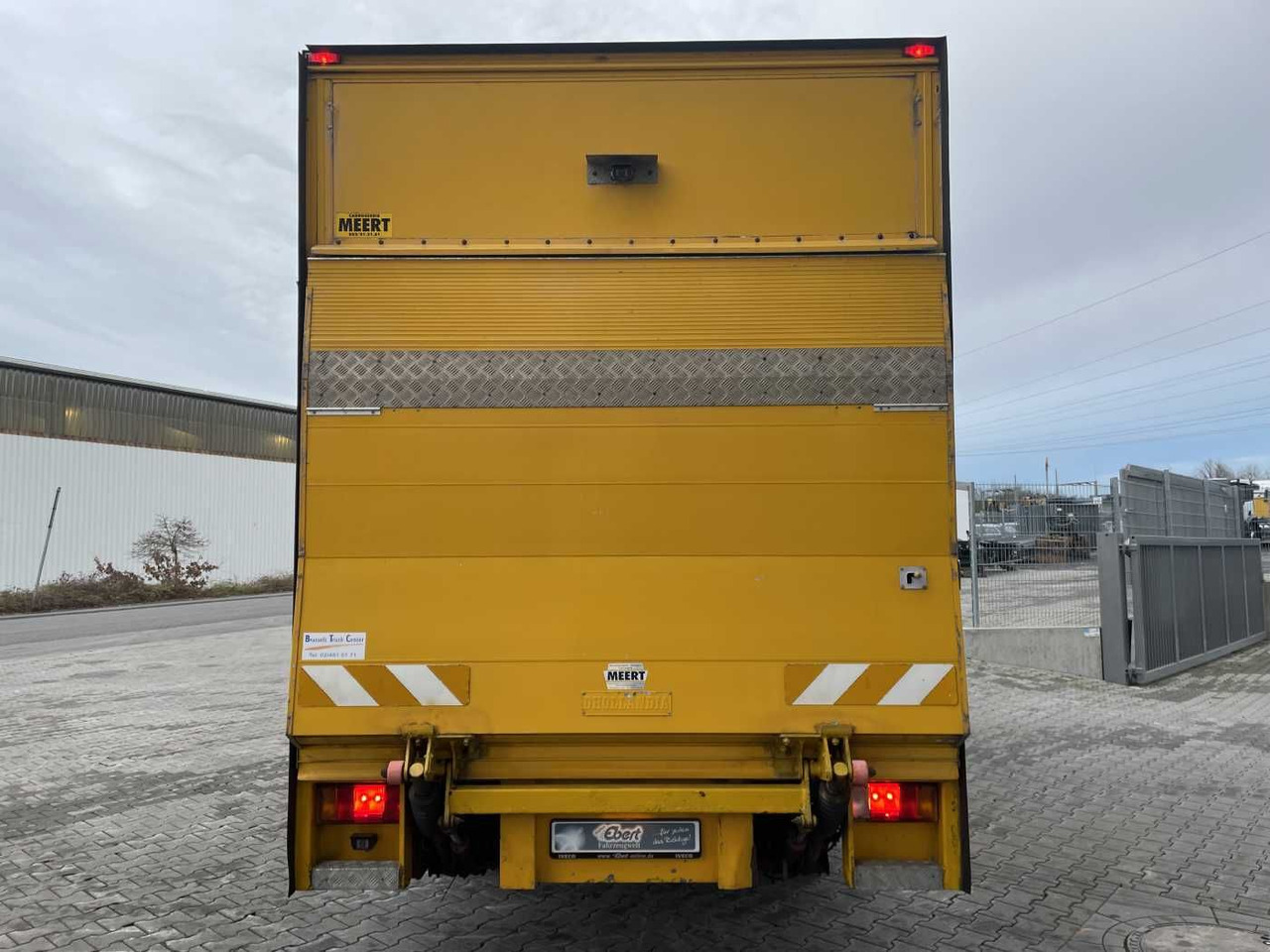 Iveco Daily 50C17 3.0L *Koffer*LBW*Klima* - Kamioncine me kontinier: foto 4 Iveco Daily 50C17 3.0L *Koffer*LBW*Klima* - Kamioncine me kontinier: foto 4