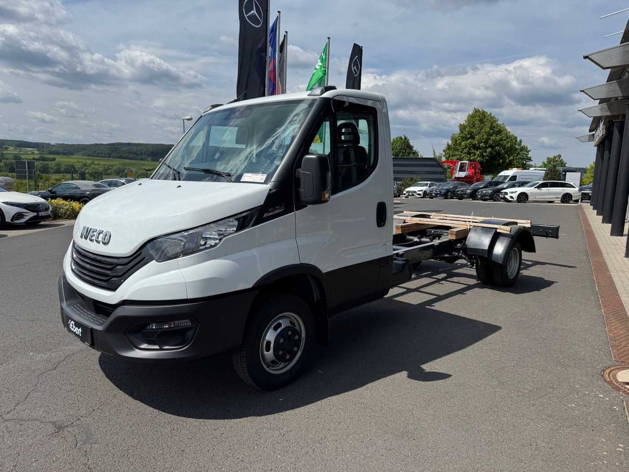 Iveco Daily 50C18 HA8 3.0L  *R4.350mm*Klima*Automatik* - Kamion kabinë-shasi: foto 3 Iveco Daily 50C18 HA8 3.0L  *R4.350mm*Klima*Automatik* - Kamion kabinë-shasi: foto 3