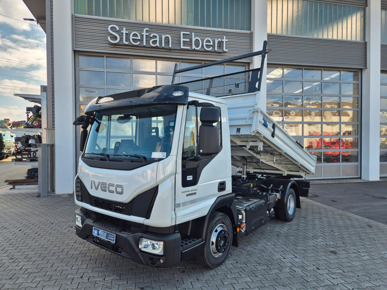 Iveco Eurocargo ML80E21 Meiller 2x AHK 3 Sitze Klima - Kamioncine vetëshkarkuese: foto 1 Iveco Eurocargo ML80E21 Meiller 2x AHK 3 Sitze Klima - Kamioncine vetëshkarkuese: foto 1