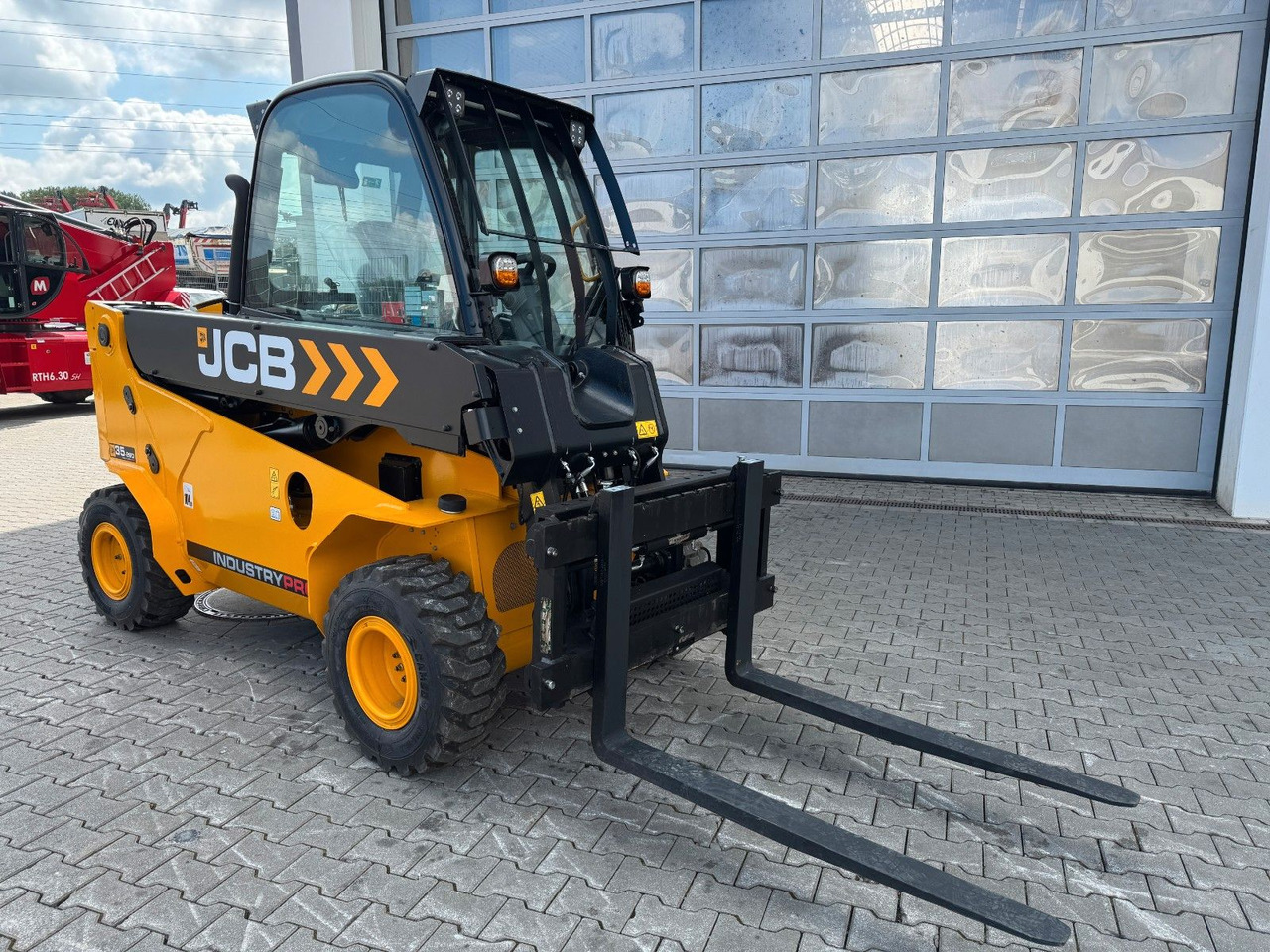 JCB TLT 35-26D 4WD Teletruck / NEU 2025 / SS - Ekskavator teleskopik: foto 2 JCB TLT 35-26D 4WD Teletruck / NEU 2025 / SS - Ekskavator teleskopik: foto 2