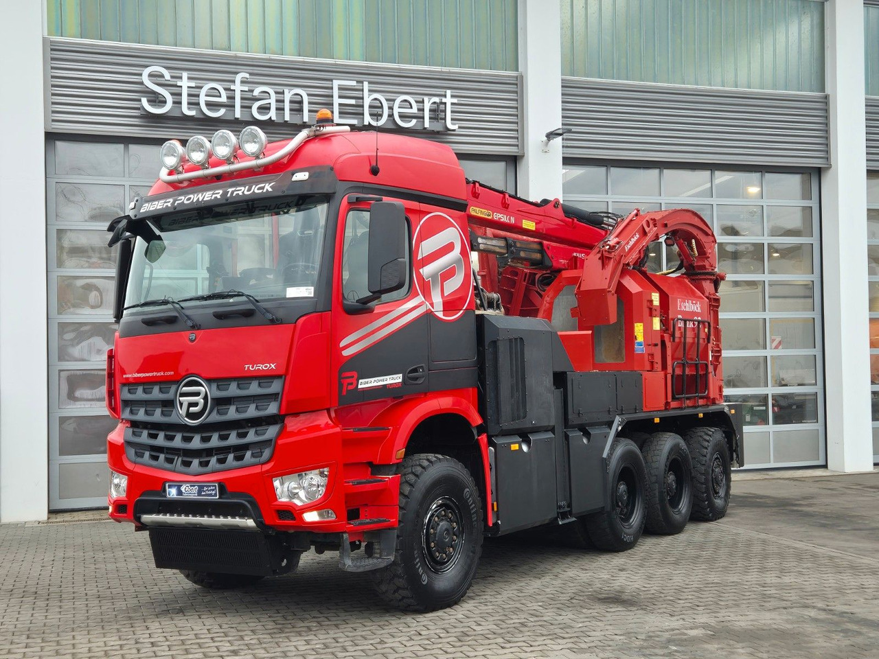TUROX 8x8 Eschlböck Biber 92 Holzhacker / 1.512h - Kamioni, Kamion me vinç: foto 3 TUROX 8x8 Eschlböck Biber 92 Holzhacker / 1.512h - Kamioni, Kamion me vinç: foto 3