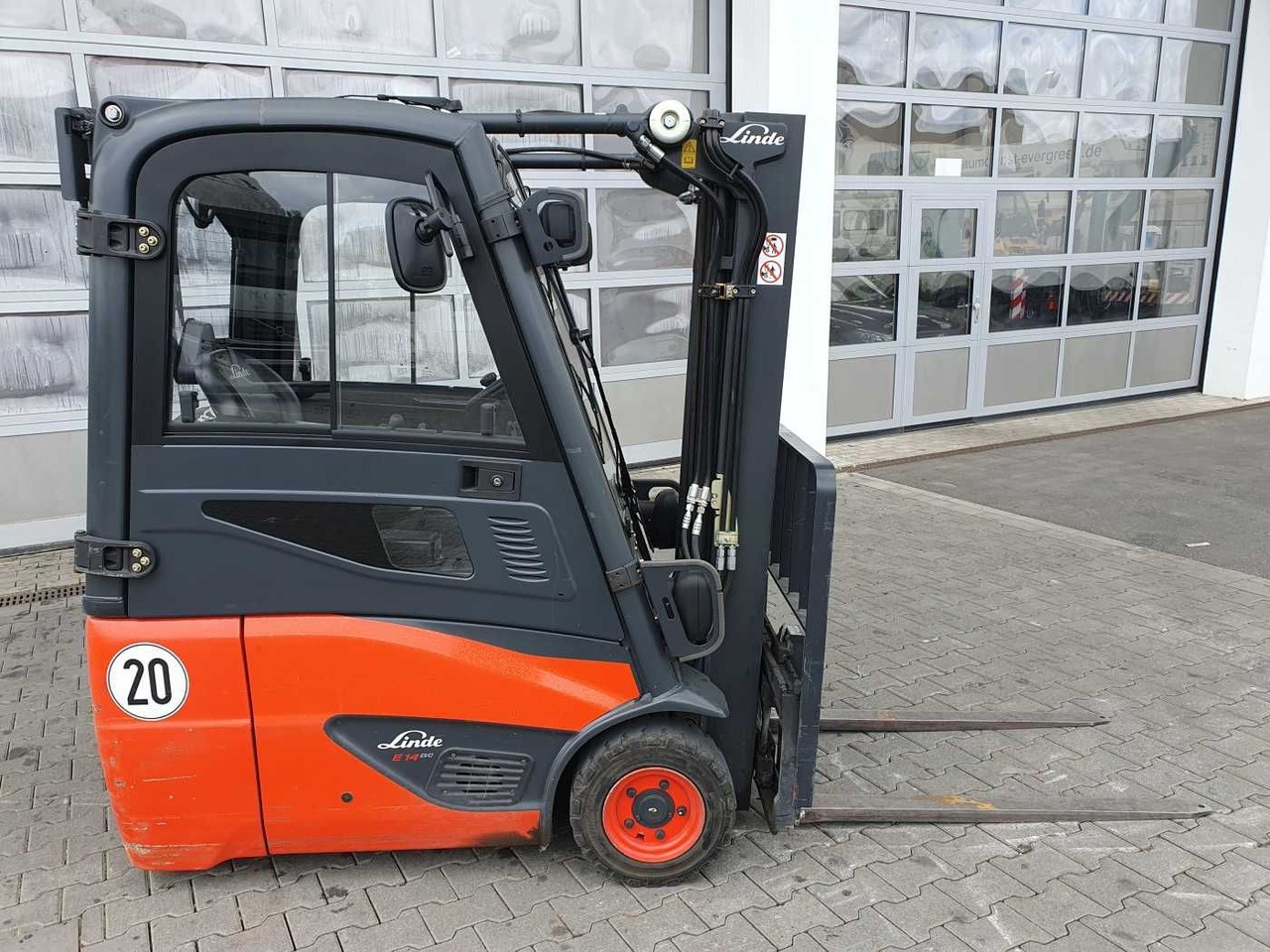 Linde E14 - 02 / Triplex: 4.00m! / SS / nur 2.119h! - Pirun elektrik: foto 3 Linde E14 - 02 / Triplex: 4.00m! / SS / nur 2.119h! - Pirun elektrik: foto 3