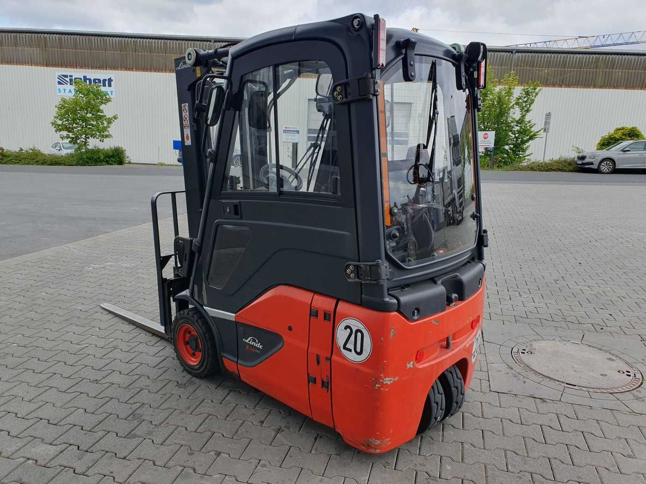 Linde E14 - 02 / Triplex: 4.00m! / SS / nur 2.119h! - Pirun elektrik: foto 5 Linde E14 - 02 / Triplex: 4.00m! / SS / nur 2.119h! - Pirun elektrik: foto 5
