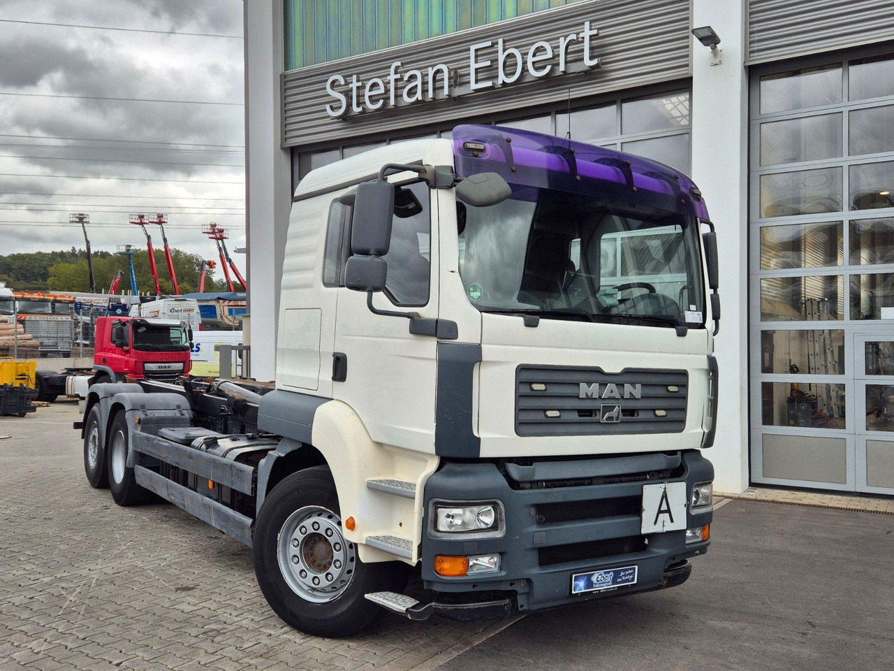 MAN TGA 26.440 6x2-2 BL Meiller RK 20.70 Bett - Kamion vetëngarkues: foto 3 MAN TGA 26.440 6x2-2 BL Meiller RK 20.70 Bett - Kamion vetëngarkues: foto 3