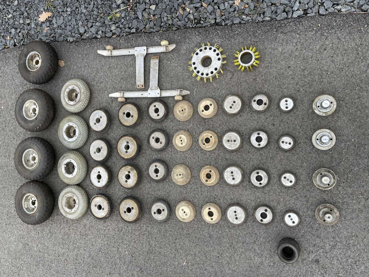 Mercedes-Benz Kanal Rohr TV Kamera Inspektion Ibak - Makineritë e tjera: foto 3 Mercedes-Benz Kanal Rohr TV Kamera Inspektion Ibak - Makineritë e tjera: foto 3