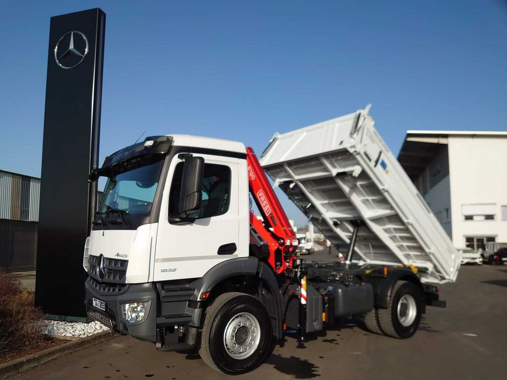 Mercedes-Benz Arocs 1832 KK 4x2 Kipper+Kran Fassi F120+Funk - Kamion vetëshkarkues, Kamion me vinç: foto 1 Mercedes-Benz Arocs 1832 KK 4x2 Kipper+Kran Fassi F120+Funk - Kamion vetëshkarkues, Kamion me vinç: foto 1