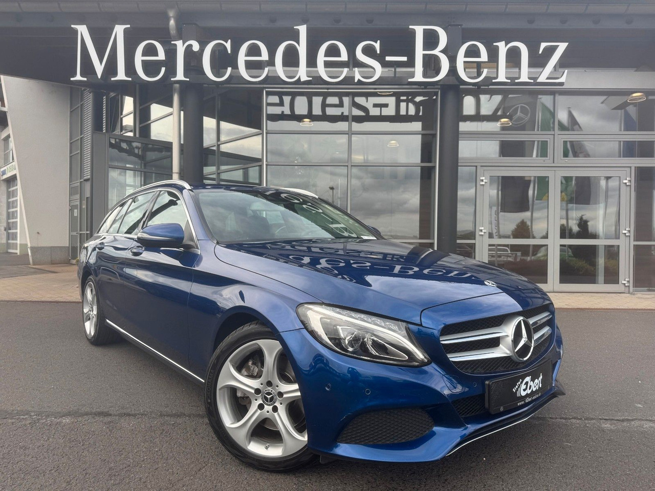 Mercedes-Benz C 300 T Avantgarde+Ambiente+LED+IHC+SpiegelP - Makinë me portobagazh: foto 1 Mercedes-Benz C 300 T Avantgarde+Ambiente+LED+IHC+SpiegelP - Makinë me portobagazh: foto 1